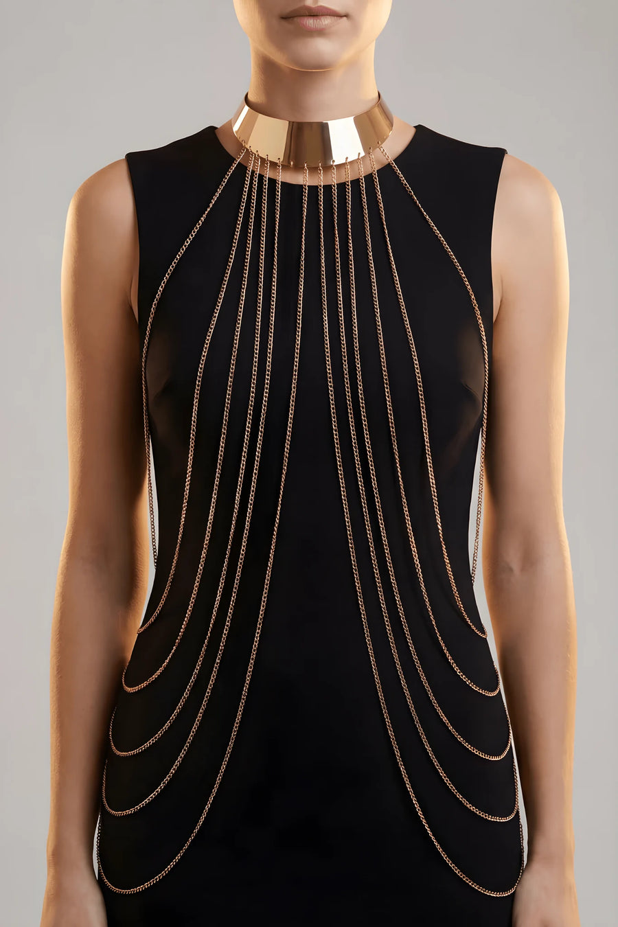 bijou-tour-de-cou-avec-chaines-de-corps-dor | Voyage Sensuel
