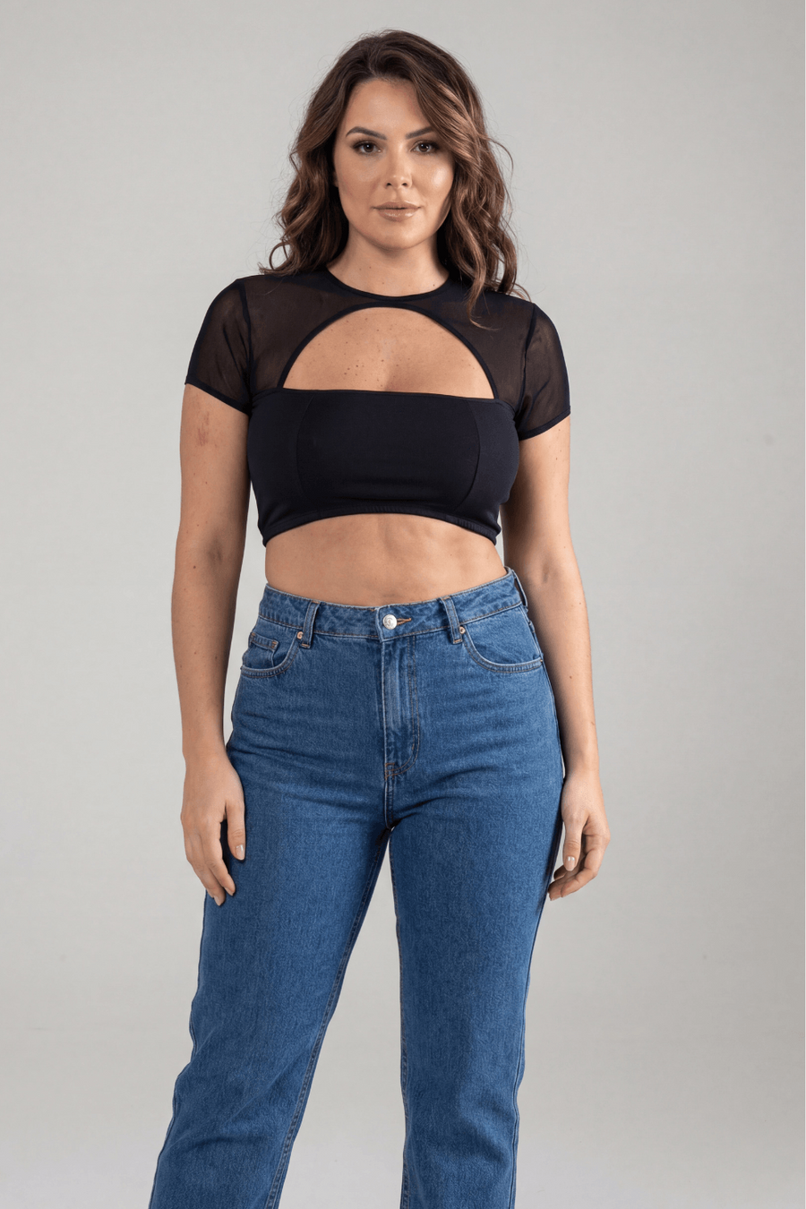 Top court noir échancré sur le devant – Be lily Mode | Voyage Sensuel