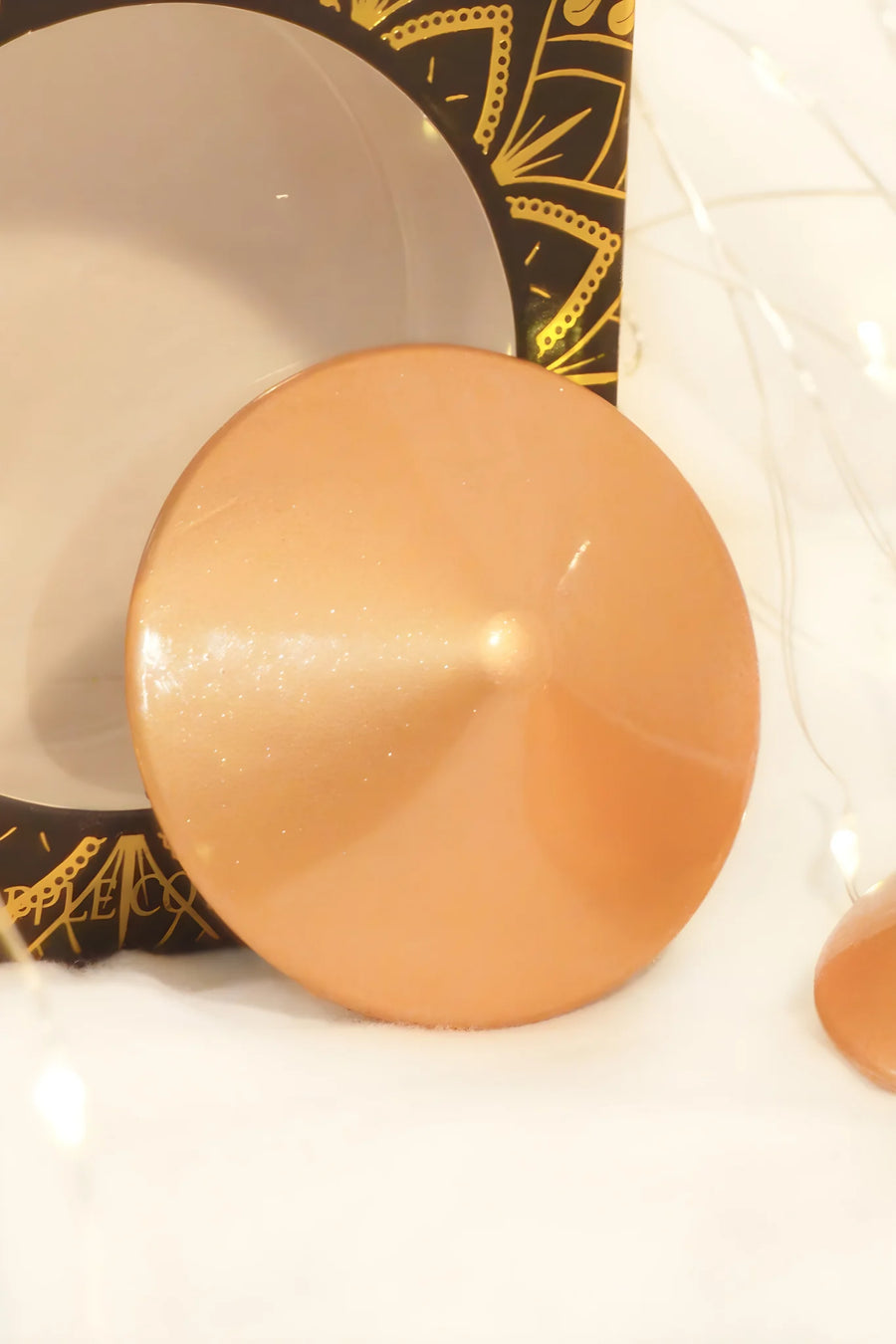nipple-mtal-dor-cache-ttons-cne | Voyage Sensuel