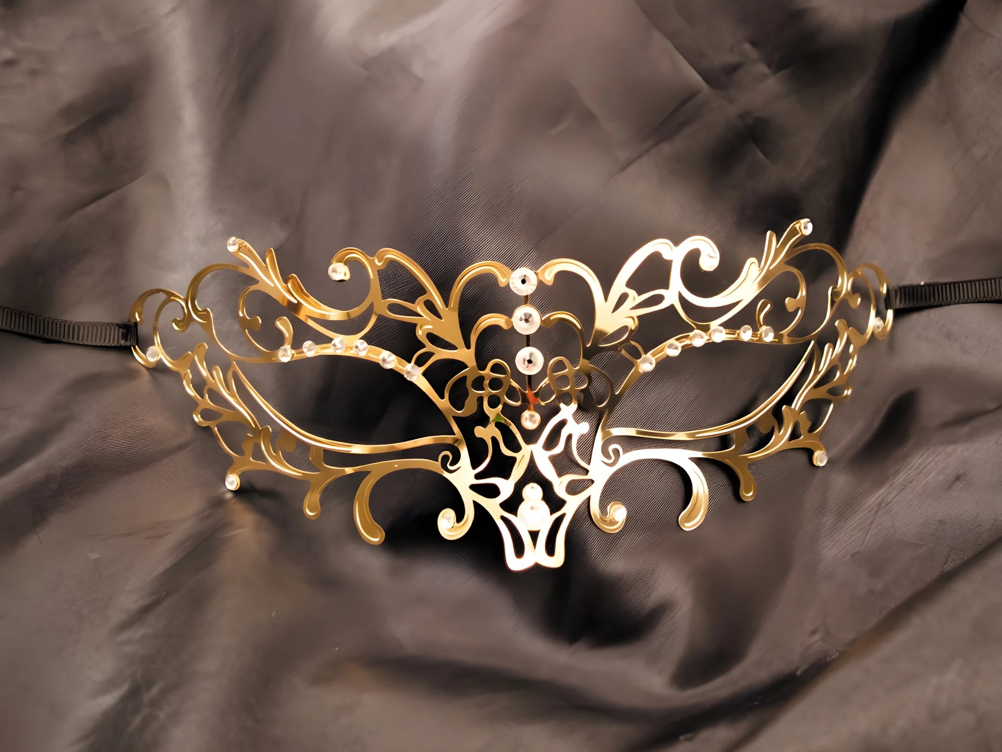 masque-vnitien-elena-rigide-dor-avec-strass