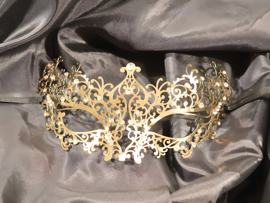 masque-vnitien-chiara-rigide-dor-avec-strass | Voyage Sensuel