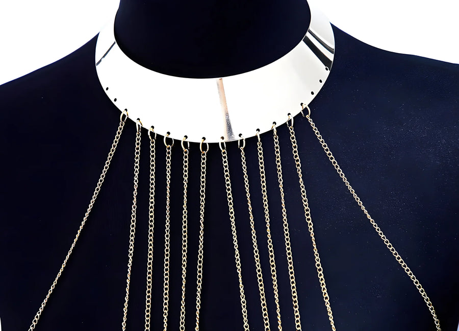 bijou-tour-de-cou-avec-chaines-de-corps-dor | Voyage Sensuel