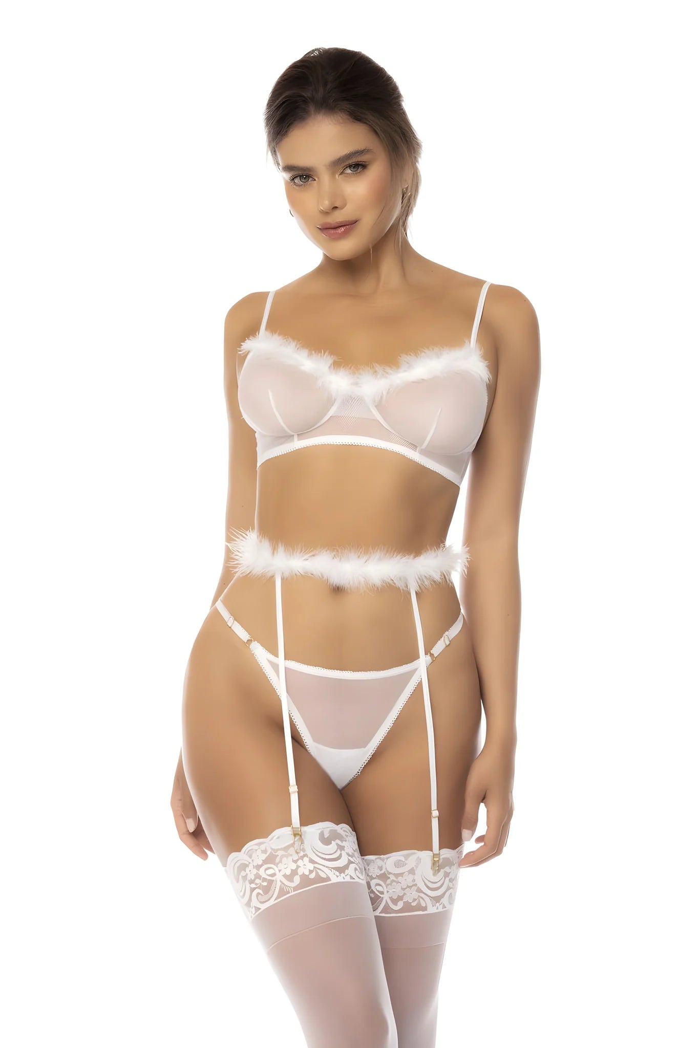 Ensemble 3 pièces blanc Emmie, soutien gorge, porte jarretelles avec fausse fourrure et string assorti