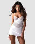 alissium-nuisette-et-string-blancs