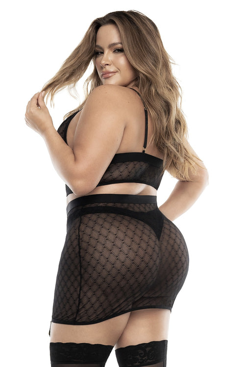 Soutien-gorge, string et jupe, grande taille, résille noire