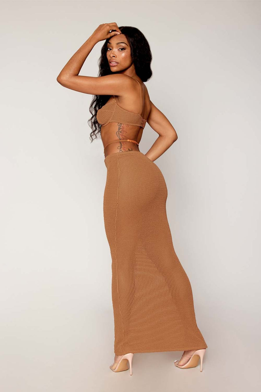 Jupe longue et soutien-gorge avec chaine doré – Dreamgirl | Voyage Sensuel