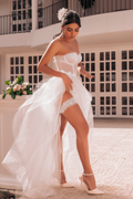 Ensemble 4 pièces blanc, bustier, string et 2 jarretières