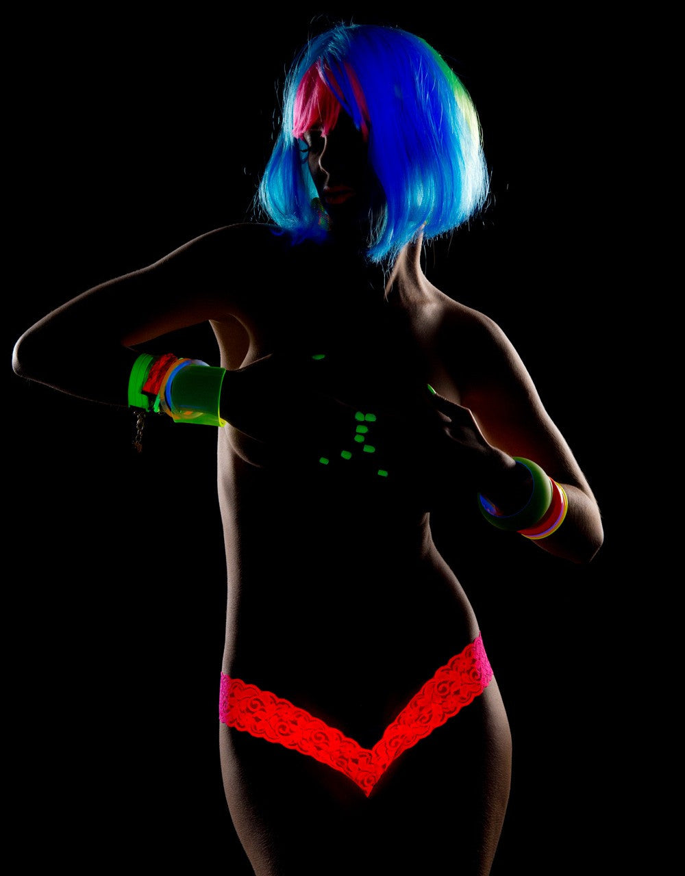 String brésilien rouge en dentelle