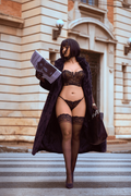 Ensemble 2 pièces bustier en dentelle et string noir - Mapalé