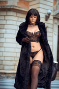 Ensemble 2 pièces bustier en dentelle et string noir - Mapalé