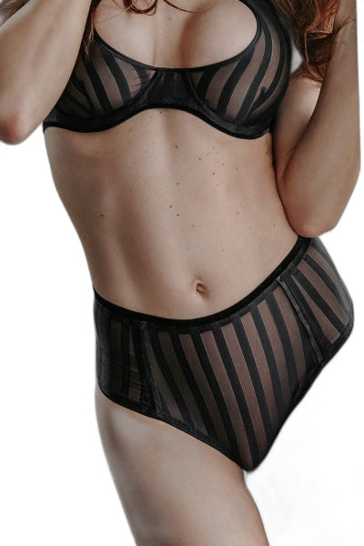 Culotte Tulle Rayé Petite Noir – Transparence Séductrice