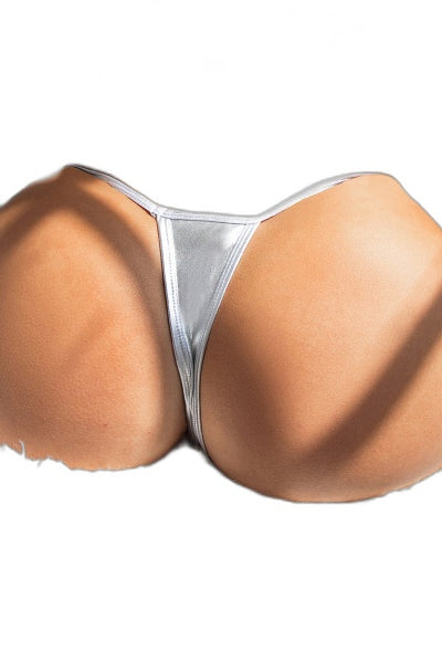 String Brillant Argent - Élégance Sensuelle & Séduction - 1 | Voyage Sensuel